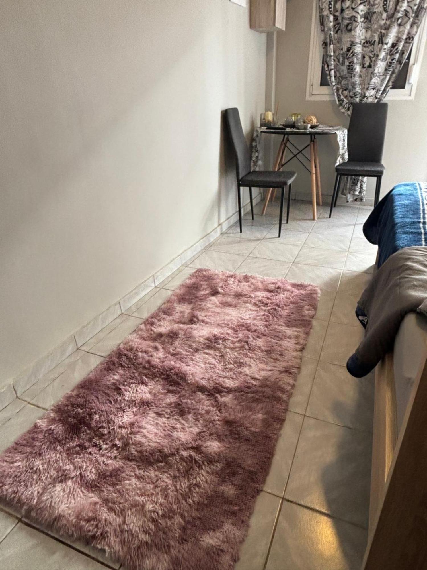 Jordans Room 11 سالونيك المظهر الخارجي الصورة